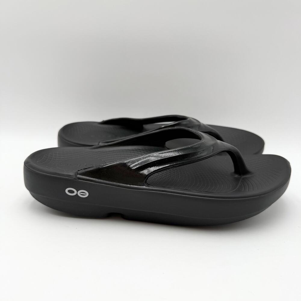 Oofos Womens OOlala Thong Sandals Size 7 EU 38 Black Comfort EUC